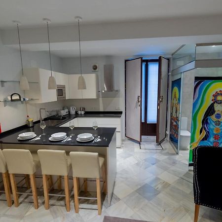 Suay Apartments Севиля Екстериор снимка