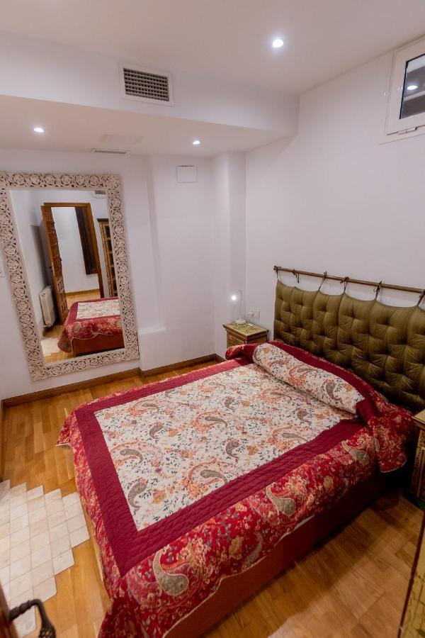 Suay Apartments Севиля Екстериор снимка