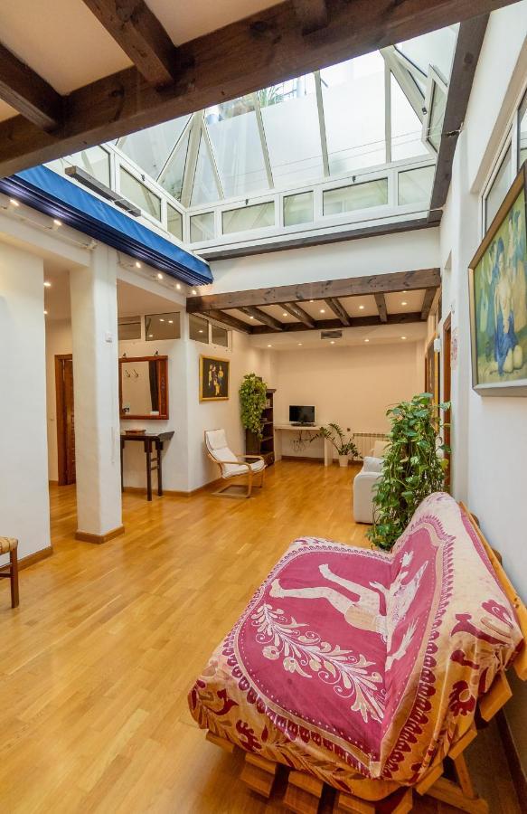 Suay Apartments Севиля Екстериор снимка