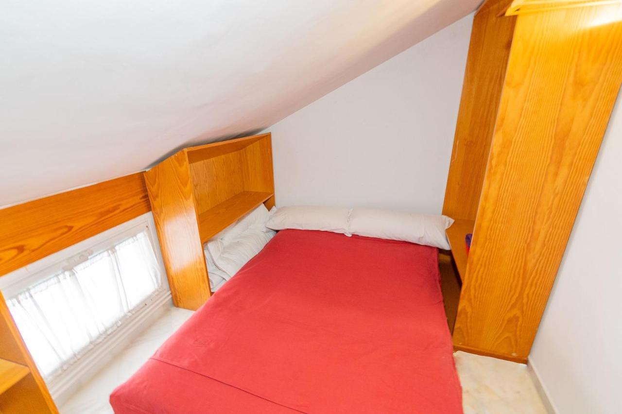 Suay Apartments Севиля Екстериор снимка