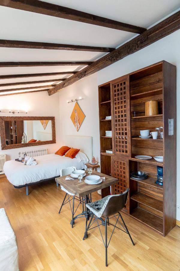 Suay Apartments Севиля Екстериор снимка