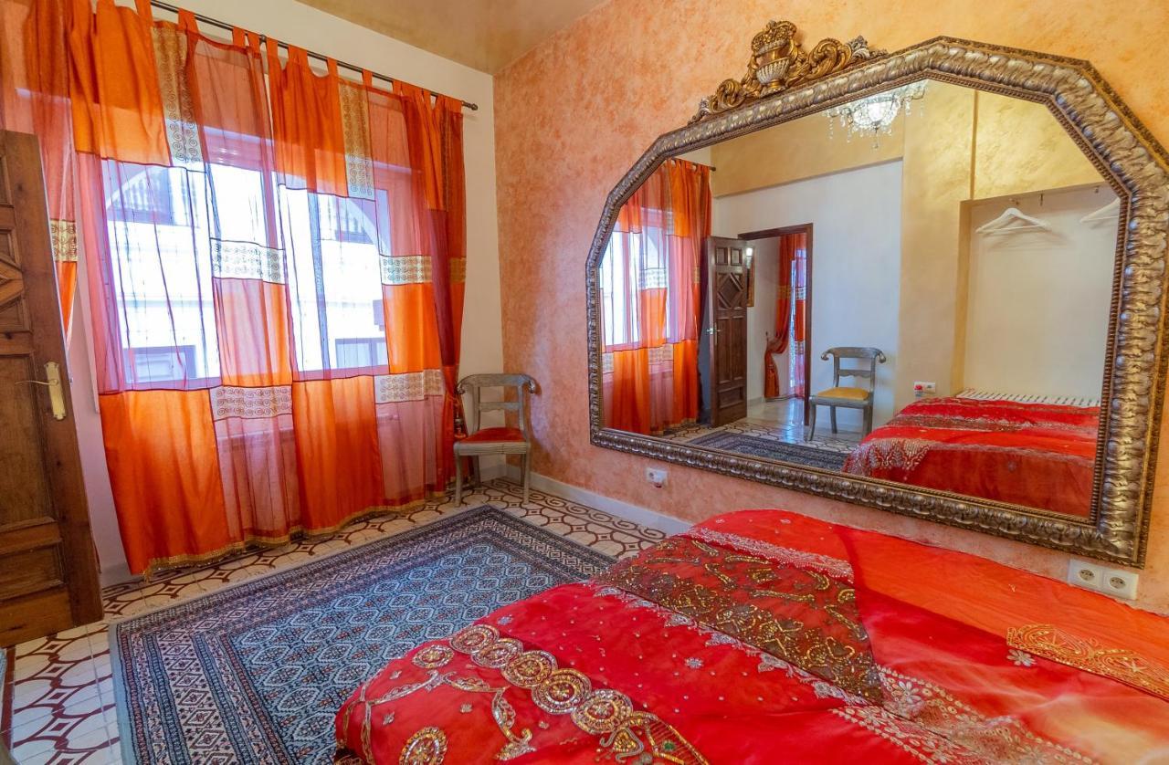 Suay Apartments Севиля Екстериор снимка