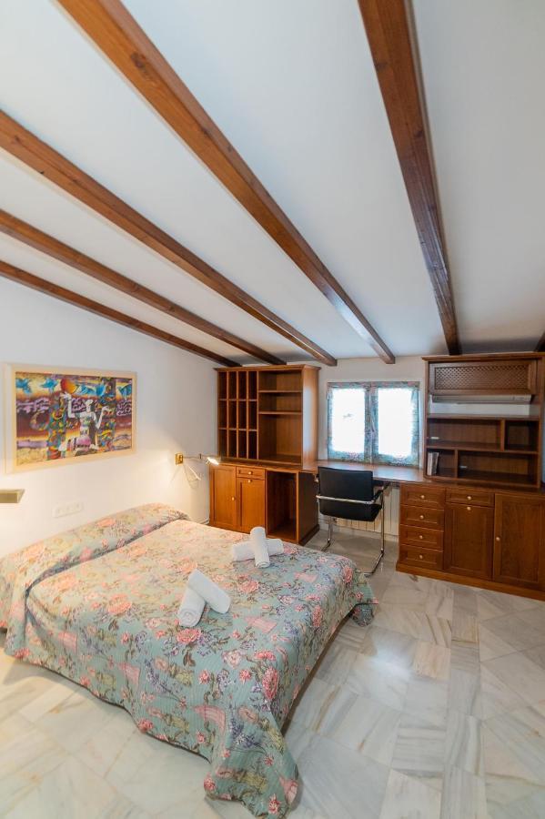 Suay Apartments Севиля Екстериор снимка