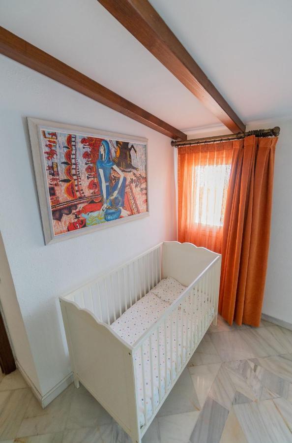 Suay Apartments Севиля Екстериор снимка