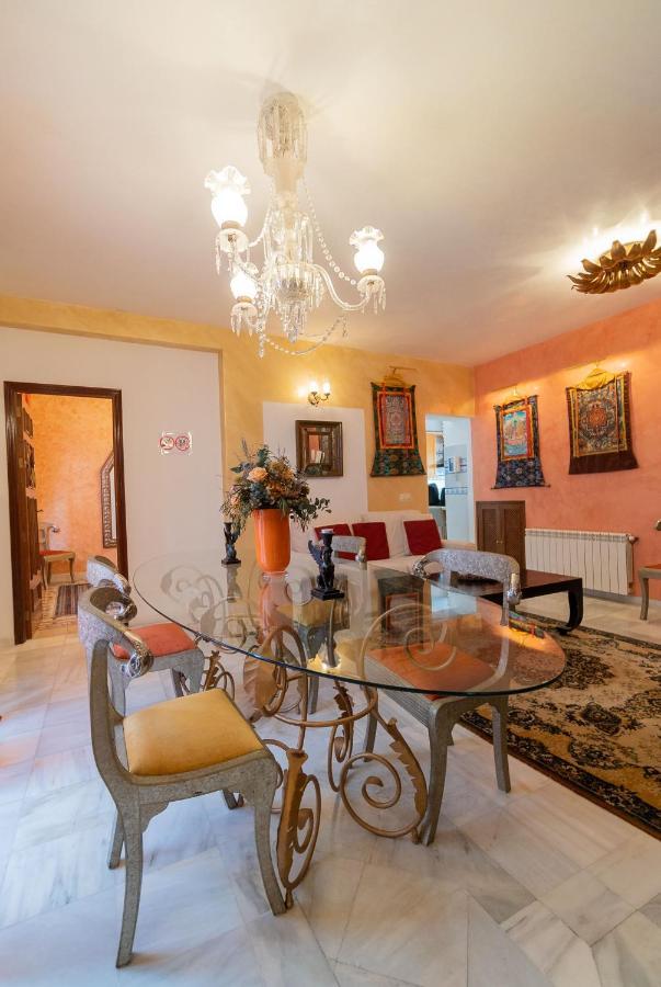 Suay Apartments Севиля Екстериор снимка