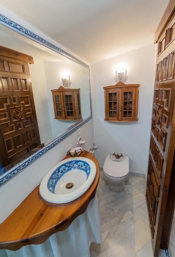 Suay Apartments Севиля Екстериор снимка